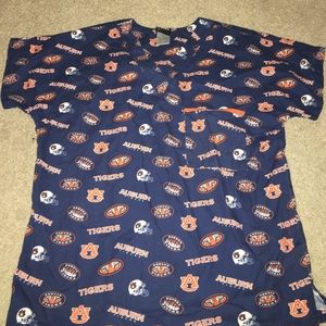 Auburn scrub top