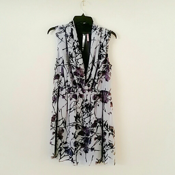 Kensi Dress - Picture 1 of 1