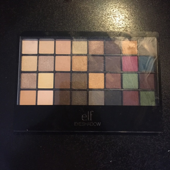 Elf eye shadow pallet