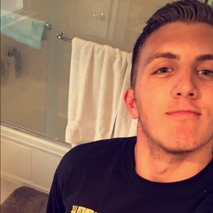 Meet your Posher, Chris