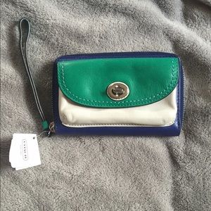 Authentic coach wristlet NWT