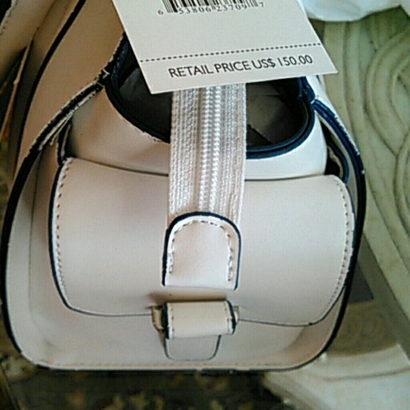 NWT London Fog Bag - Picture 2 of 4