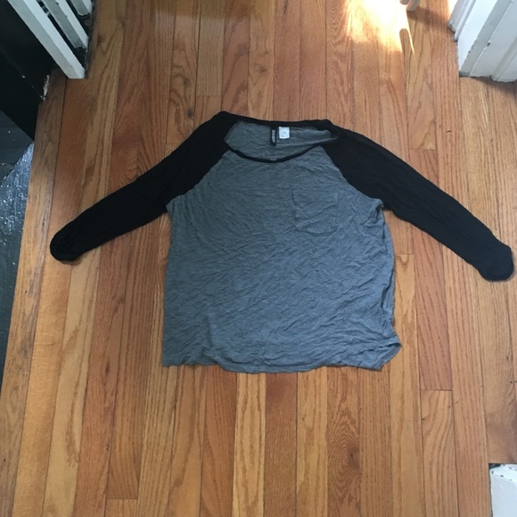 Pocketed 3/4 baseball tshirt