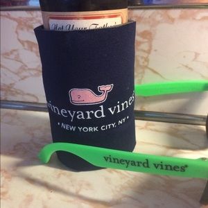 Vineyard Vines Sunglasses & Drink Koozie Bundle