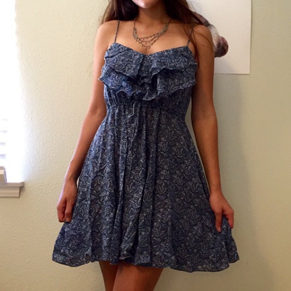 Free People Dresses & Skirts - Free People Ruffled Mini Dress 🌙