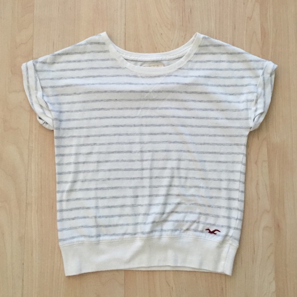 Hollister t-shirt