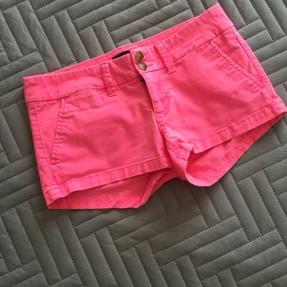 Hot Pink American Eagle Shortie Shorts 00 - Picture 1 of 2