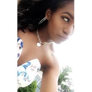 Meet your Posher, Jaila