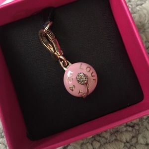 Cupcake charm juicy couture