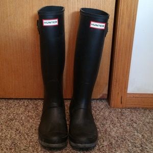US 7 Hunter Rain Boots