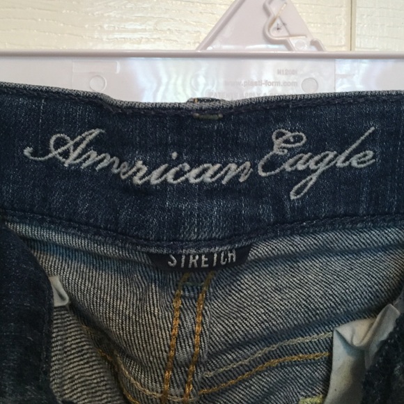 American Eagle High Waisted Denim Shorts - Picture 3 of 4