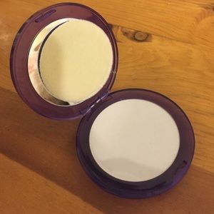 De-slick Mattifying Powder