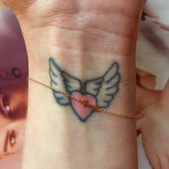 14K Rose Gold Arrow Adjustable Chain Necklace - Picture 2 of 4