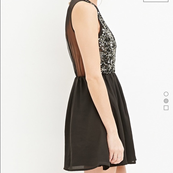 ❌-sold: Sequin/mesh dress - Picture 2 of 4