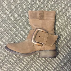 Brown Chinese Laundry Boots