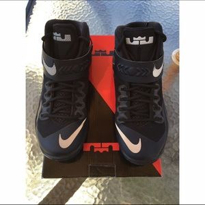 Nike Zoom Soldier VIII | Make me an offer (: