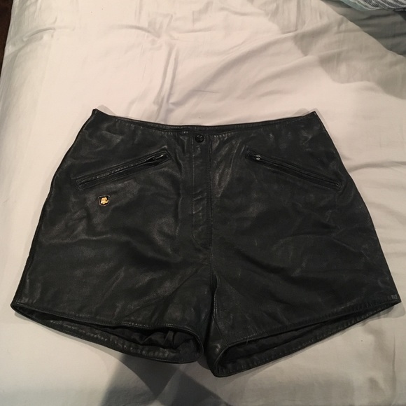 Harley Davidson Black Leather hot pants size 12