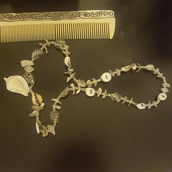 Shell Necklace Conch Beach - Picture 4 of 4