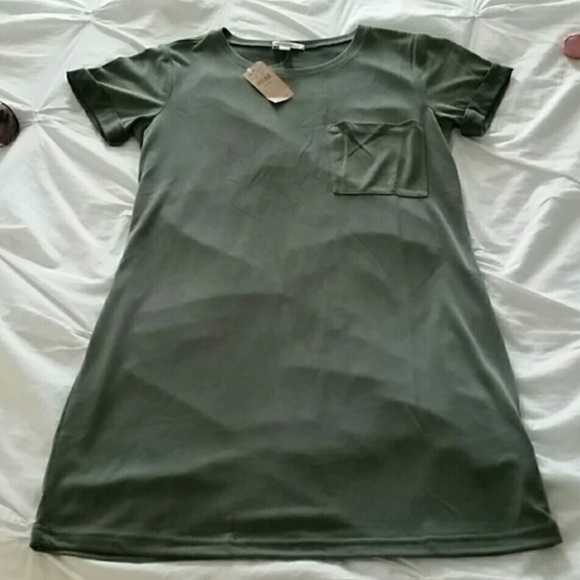 Green ae dress NWT