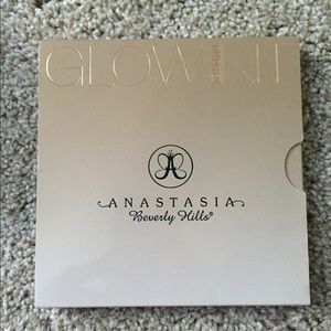 Brand New ABH "Sun-Dipped" Glow Kit