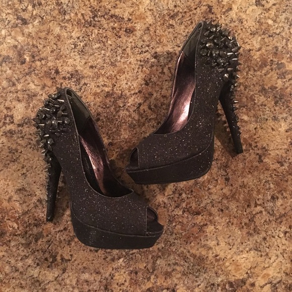 Black spiked studded heels