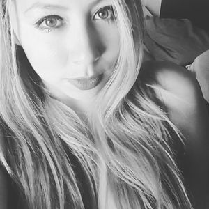 Meet your Posher, Karina