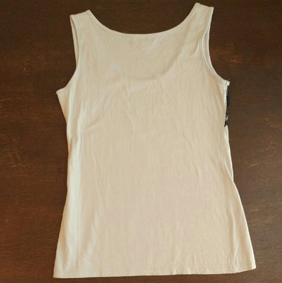 Modern Chic Top! - Picture 4 of 4