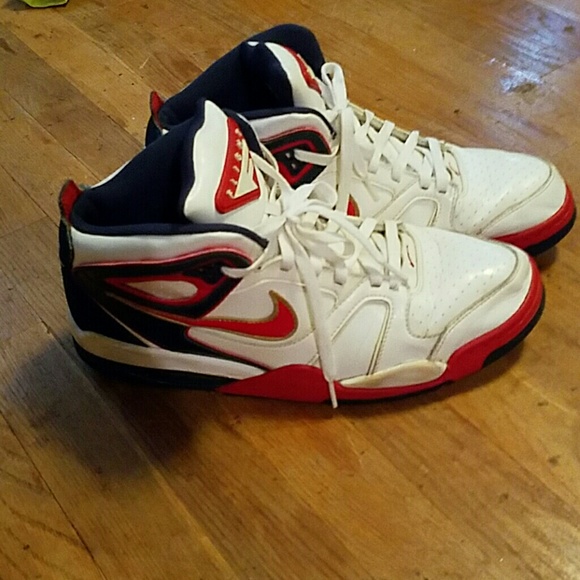 Size 13 nike