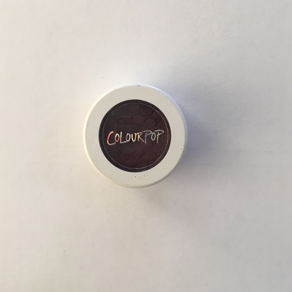 Colourpop Shadow in Hustle