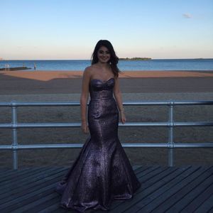 Meet your Posher, Samantha