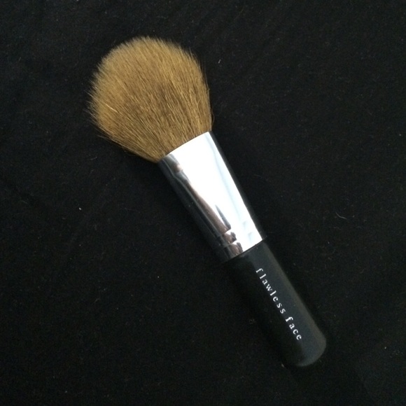 Bare escentuals blush brush - Picture 2 of 2