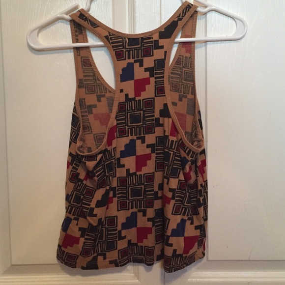Forever 21 Patterned Cropped Tank Top - Picture 2 of 3