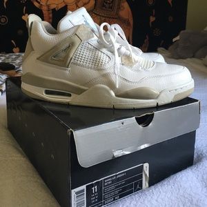 AIR JORDAN 4 a RETRO