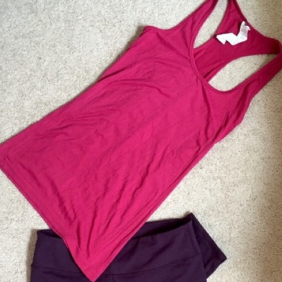 TWO Fabletics Tanks! Magenta and Black!