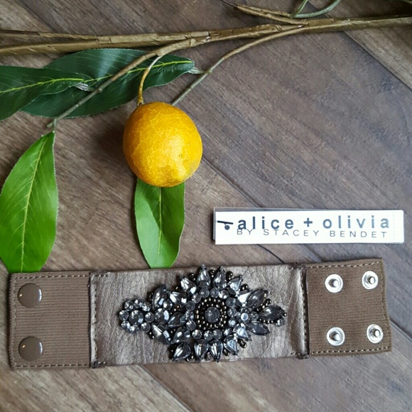 Alice and Olivia Leather Cuff NWT