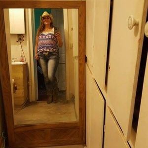 Meet your Posher, Correna