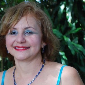 Meet your Posher, Leticia