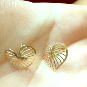 Gold earrings 🎈🎈