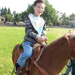 Meet your Posher, Yan