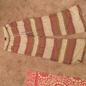 American Eagle printed flow pants