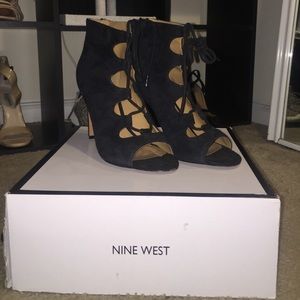 Nine West Lace Up