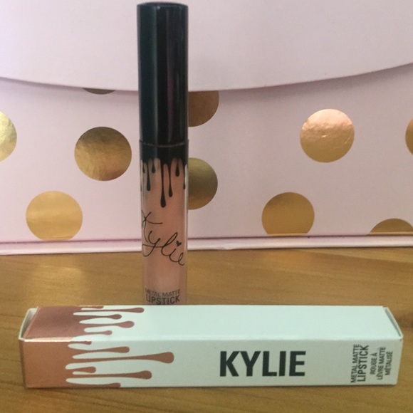 Kylie cosmetics HEIR metal matte