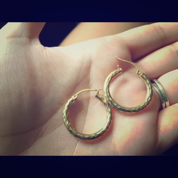 Final price!!! 10k hoop earrings