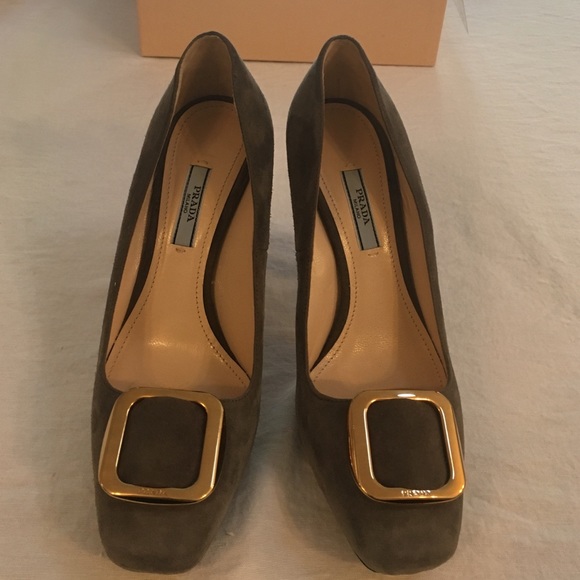 Prada pumps - Picture 2 of 6