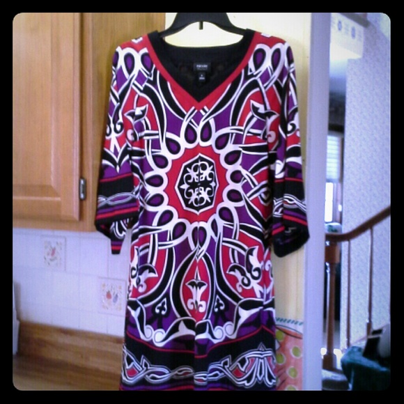 Dress - Picture 1 of 1