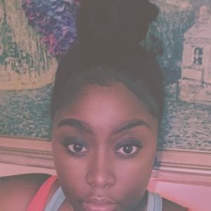 Meet your Posher, Jasmine