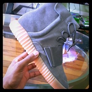 Yeezy 750 boost