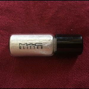 MAC Loose Pigment- Reflects Gold