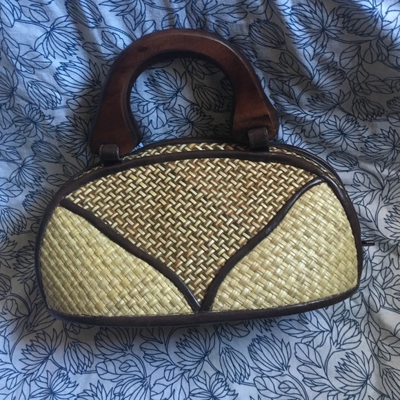 Bamboo clutch