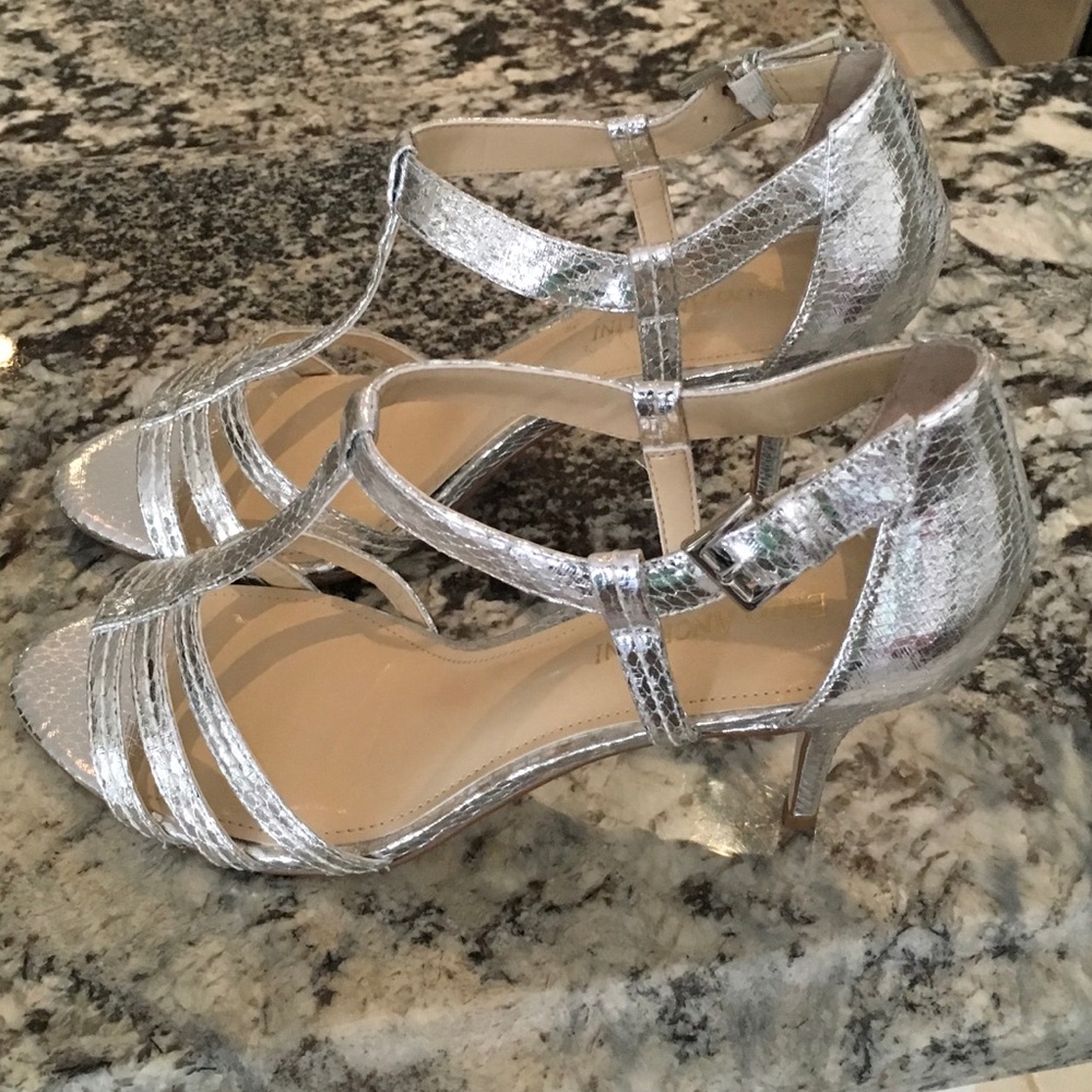 NIB!...Enzo Angiolini silver sandals
